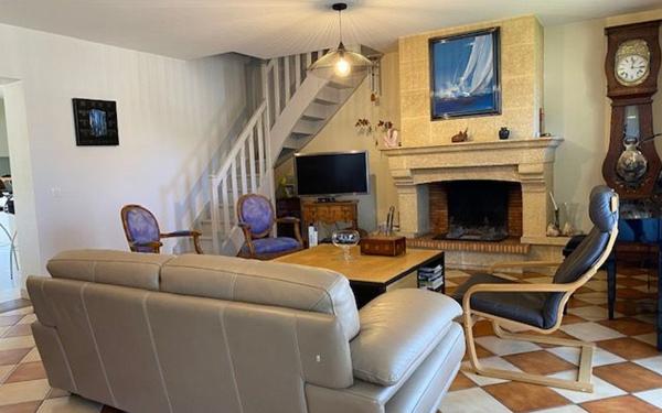 Maison à vendre    5 pièces •  Saint-Loubès