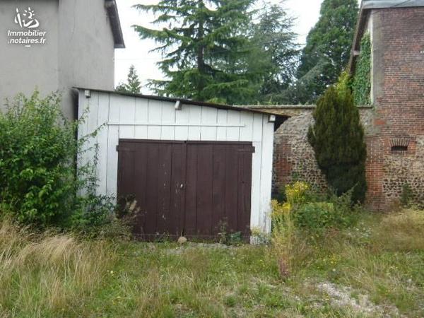 MAISON de plain- pied - A RESTAURER - 70 m² - 2 chbres