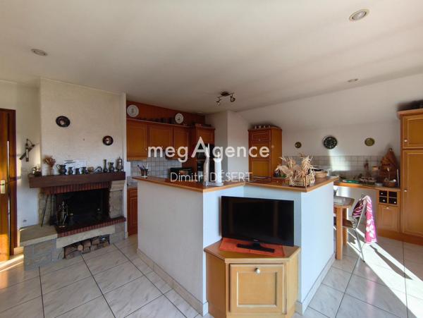 Maison à TINCHEBRAY-BOCAGE, 61800 - 7 pièces 188m²