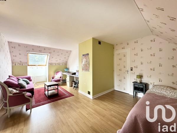 Maison 7 pièces de 190 m² à Rubelles (77950)