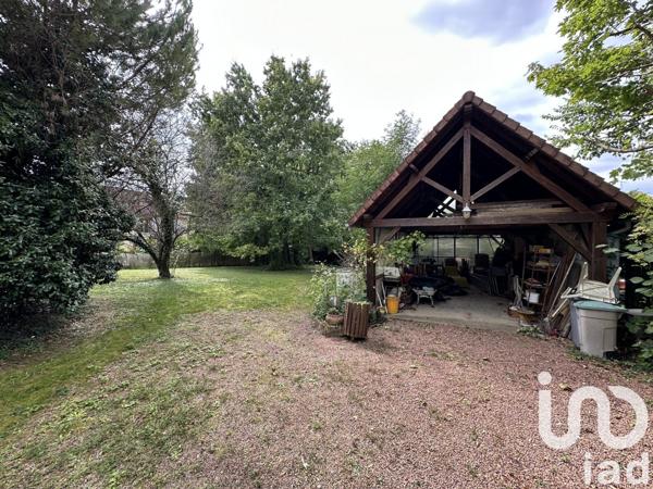 Maison 7 pièces de 190 m² à Rubelles (77950)