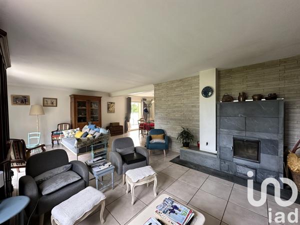 Maison 7 pièces de 190 m² à Rubelles (77950)