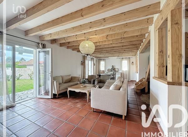 Maison à vendre 8 pièces 177 m² Saint-Vincent-de-Tyrosse