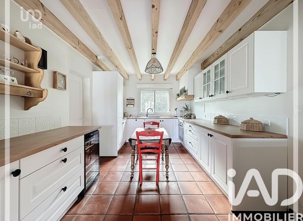 Maison à vendre 8 pièces 177 m² Saint-Vincent-de-Tyrosse