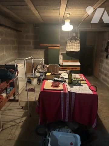 Une maison individuelle à usage d'habitation située à OSNY (95520).