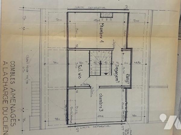 Une maison individuelle à usage d'habitation située à OSNY (95520).