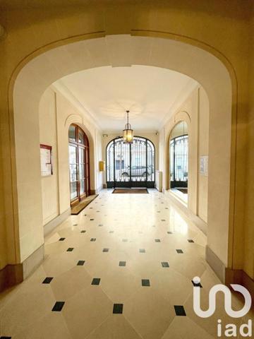 Appartement 6 pièces de 156 m² à Paris (75007)