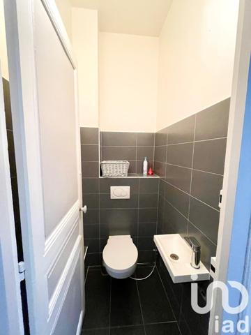 Appartement 6 pièces de 156 m² à Paris (75007)