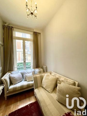 Appartement 6 pièces de 156 m² à Paris (75007)