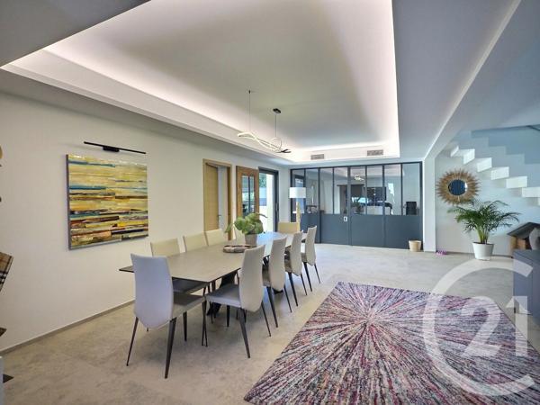 Maison à vendre  6 pièces - 222,75 m 2   SIX FOURS LES PLAGES  - 83