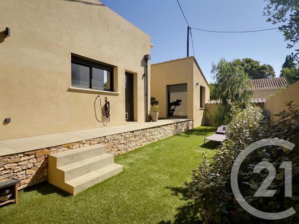 Maison à vendre  6 pièces - 222,75 m 2   SIX FOURS LES PLAGES  - 83