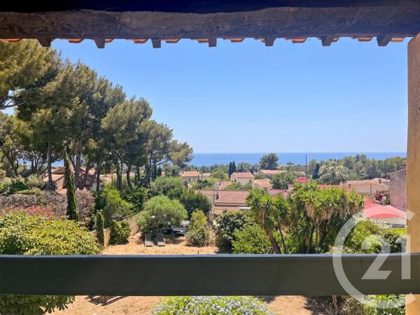 Maison à vendre  6 pièces - 222,75 m 2   SIX FOURS LES PLAGES  - 83
