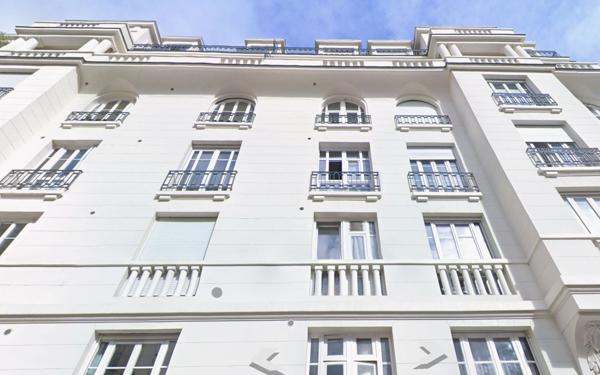 Appartement à vendre    2 pièces • 36 m2 Paris 15