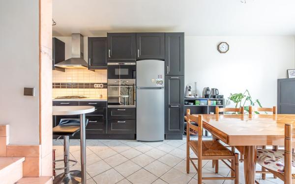 Maison à vendre    5 pièces • 110 m2 Ormesson-sur-Marne