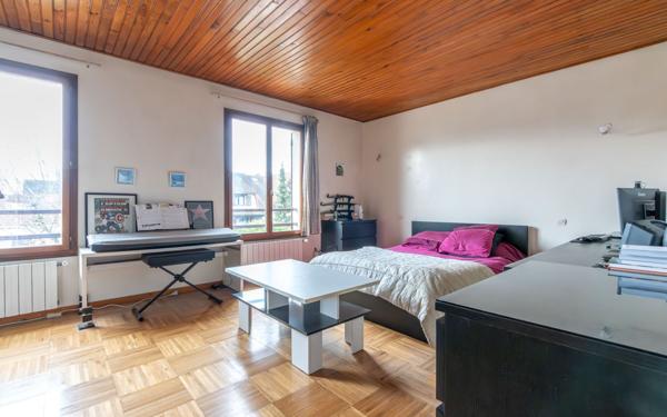 Maison à vendre    5 pièces • 110 m2 Ormesson-sur-Marne