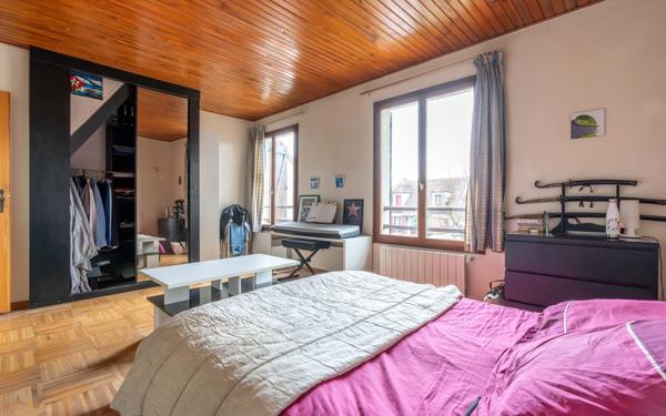 Maison à vendre    5 pièces • 110 m2 Ormesson-sur-Marne