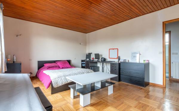 Maison à vendre    5 pièces • 110 m2 Ormesson-sur-Marne