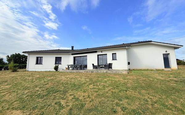 Maison à vendre    5 pièces •  Le Houga