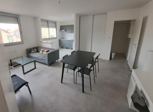 Immeuble à vendre |  Montluçon |  876 m²