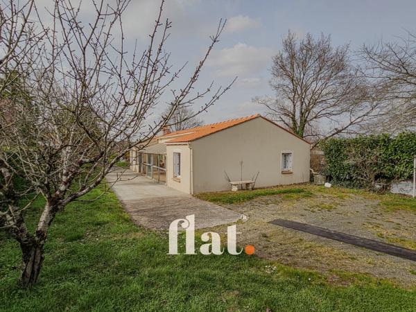 MAISON 100M2 | PLAIN-PIED | 2 /3 CH | DPE C | COEUR DE BOURG | HANGAR 85M2