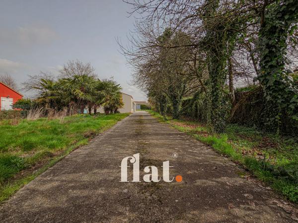 MAISON 100M2 | PLAIN-PIED | 2 /3 CH | DPE C | COEUR DE BOURG | HANGAR 85M2