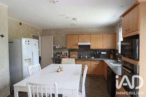 Maison à vendre 6 pièces 154 m² Pérignat-lès-Sarliève