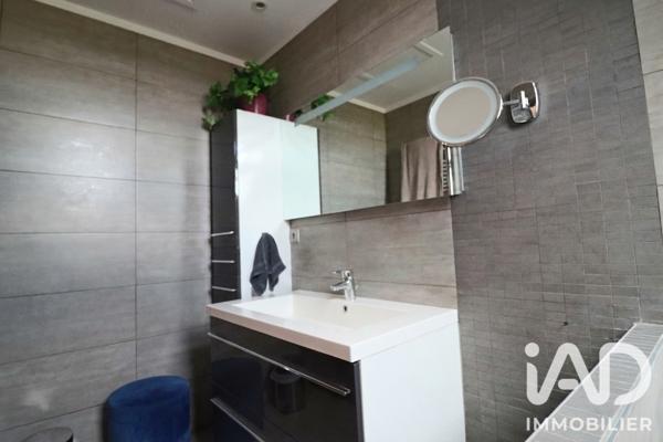 Maison à vendre 6 pièces 154 m² Pérignat-lès-Sarliève