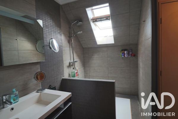 Maison à vendre 6 pièces 154 m² Pérignat-lès-Sarliève