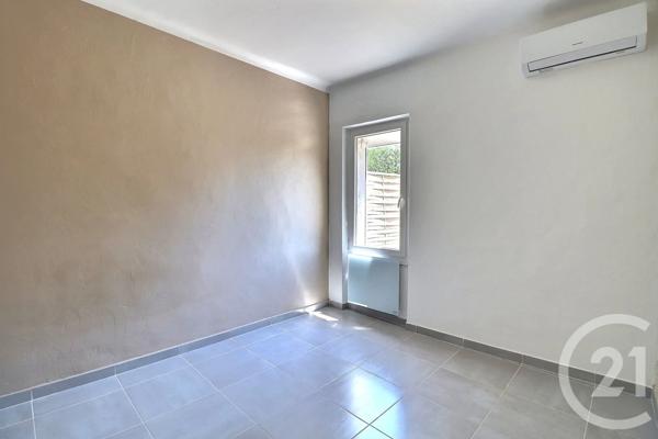 Maison à vendre  3 pièces - 80 m 2   CARPENTRAS  - 84