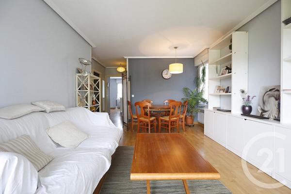 Appartement F3 à vendre  3 pièces - 64,77 m2 HENDAYE - 64