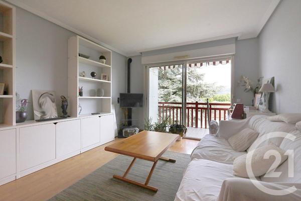 Appartement F3 à vendre  3 pièces - 64,77 m2 HENDAYE - 64