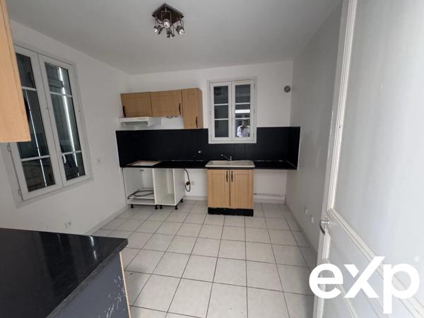 1.bail commercial+ 1 maisons – ENTREPOT SUR 2 niveaux Production d’agrumes – Fort rendement