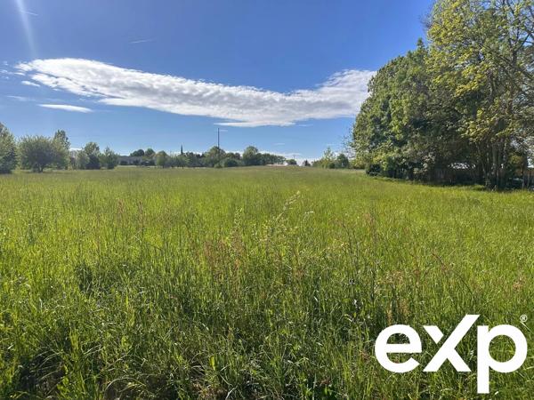Terrain constructible au calme à Faux-en-Périgord