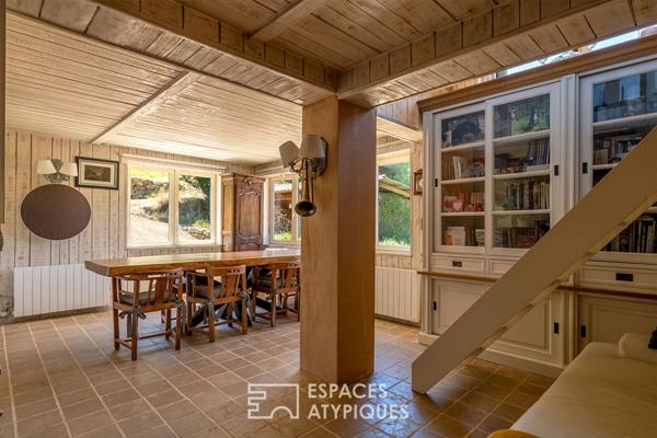 Maison de hameau en pierre et son extérieur envoutant