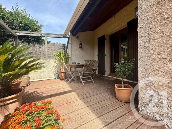 Maison à vendre  5 pièces - 103,44 m 2   SIX FOURS LES PLAGES  - 83