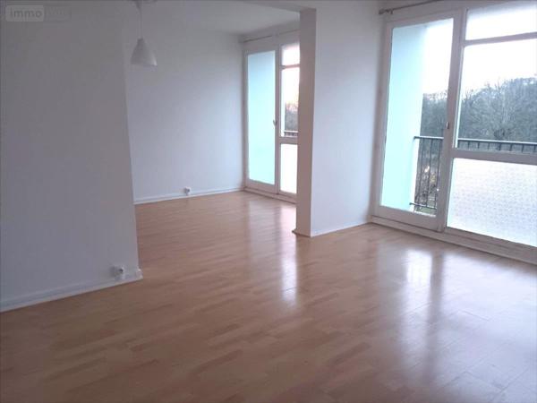 Appartement à vendre à Mont-Saint-Aignan en Seine-Maritime (76130), ref : 76028-AD2026GRI