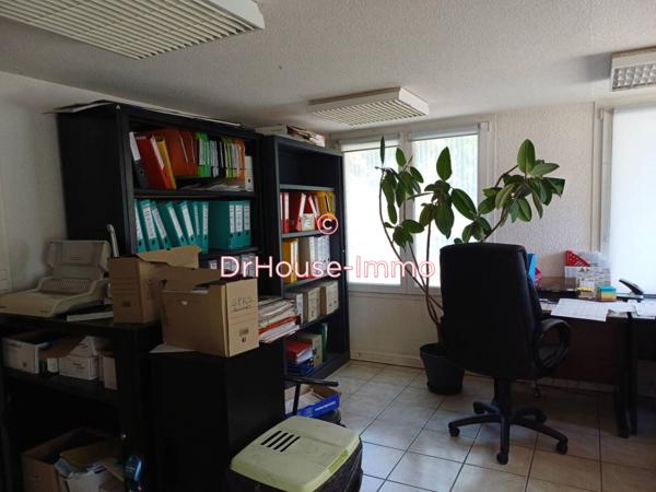 Loft / Atelier à vendre 5 pièces de 370 m²
