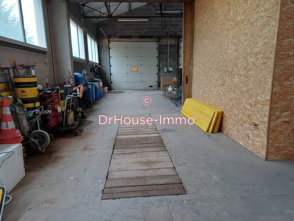Loft / Atelier à vendre 5 pièces de 370 m²