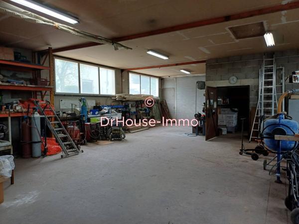 Loft / Atelier à vendre 5 pièces de 370 m²