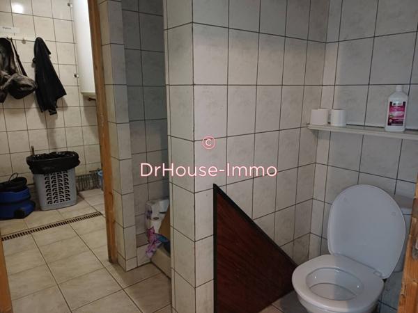 Loft / Atelier à vendre 5 pièces de 370 m²