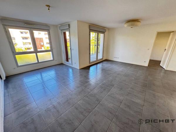 Appartement 4 pièces 84 m² BORDEAUX - 33000