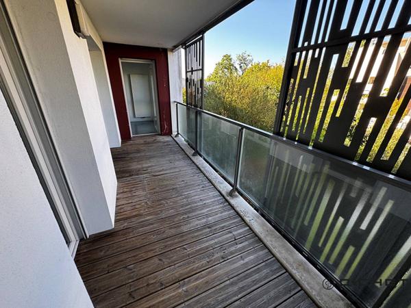Appartement 4 pièces 84 m² BORDEAUX - 33000