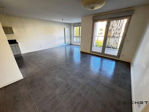 Appartement 4 pièces 84 m² BORDEAUX - 33000