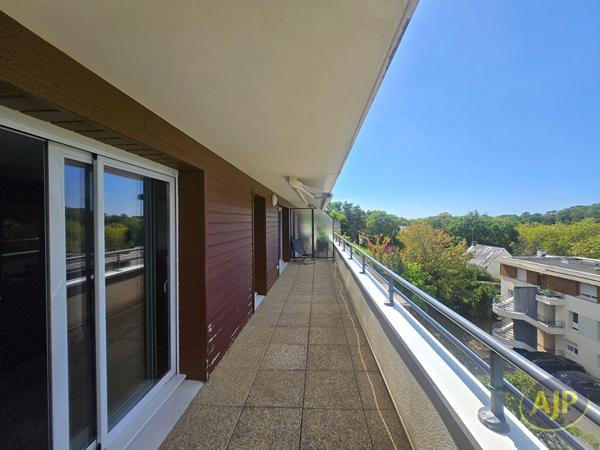 Appartement à vendre Saint Marc Sur Mer - 5 pièces, 80m² avec 3 chambre(s) à 451 500€ - AJP Immobilier Saint-Marc-sur-Mer