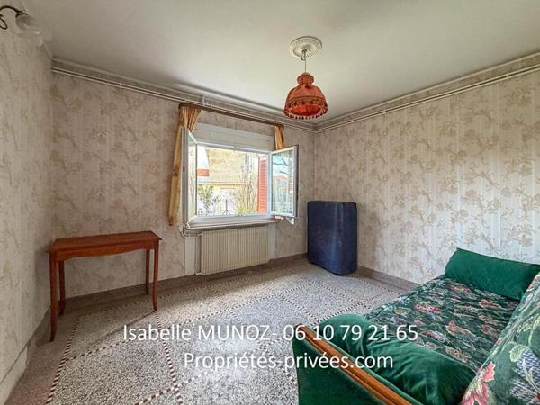 Grande maison de ville Clermont Ferrand 5 pièce(s) 139 m2 avec dépendances, jardinet