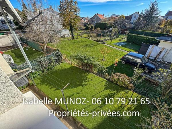 Grande maison de ville Clermont Ferrand 5 pièce(s) 139 m2 avec dépendances, jardinet