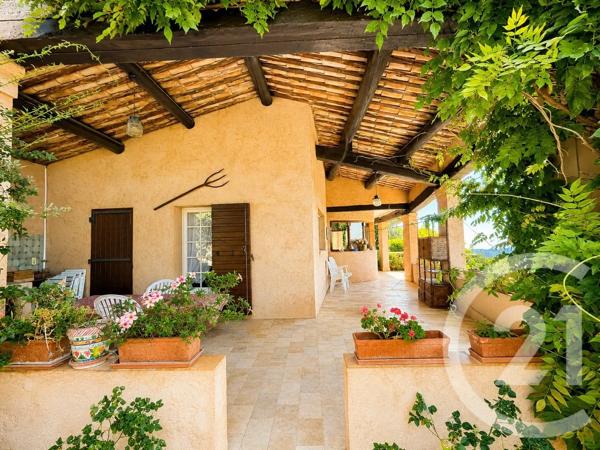 Maison à vendre  5 pièces - 189,35 m 2   ST JEANNET  - 06