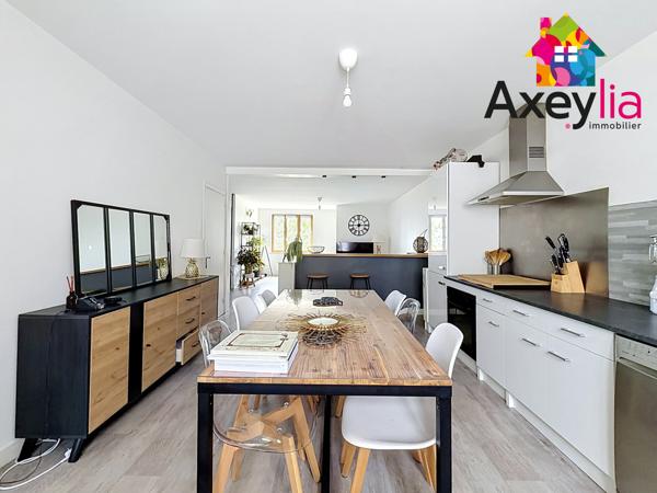 A LOUER - NEULISE - MAISON DE 108m² AVEC 3 CHAMBRES, SOUS-SOL ET JARDIN