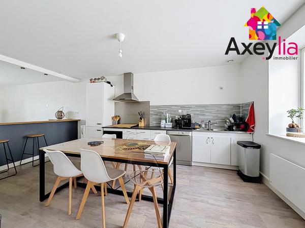 A LOUER - NEULISE - MAISON DE 108m² AVEC 3 CHAMBRES, SOUS-SOL ET JARDIN