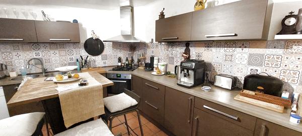 Canet-en-Roussillon (66140) MAISON DE VILLAGE type 5 avec GARAGE et TERRASSE